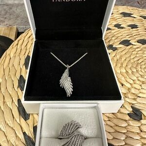 Pandora Silver Leaf Necklace and Ring Set